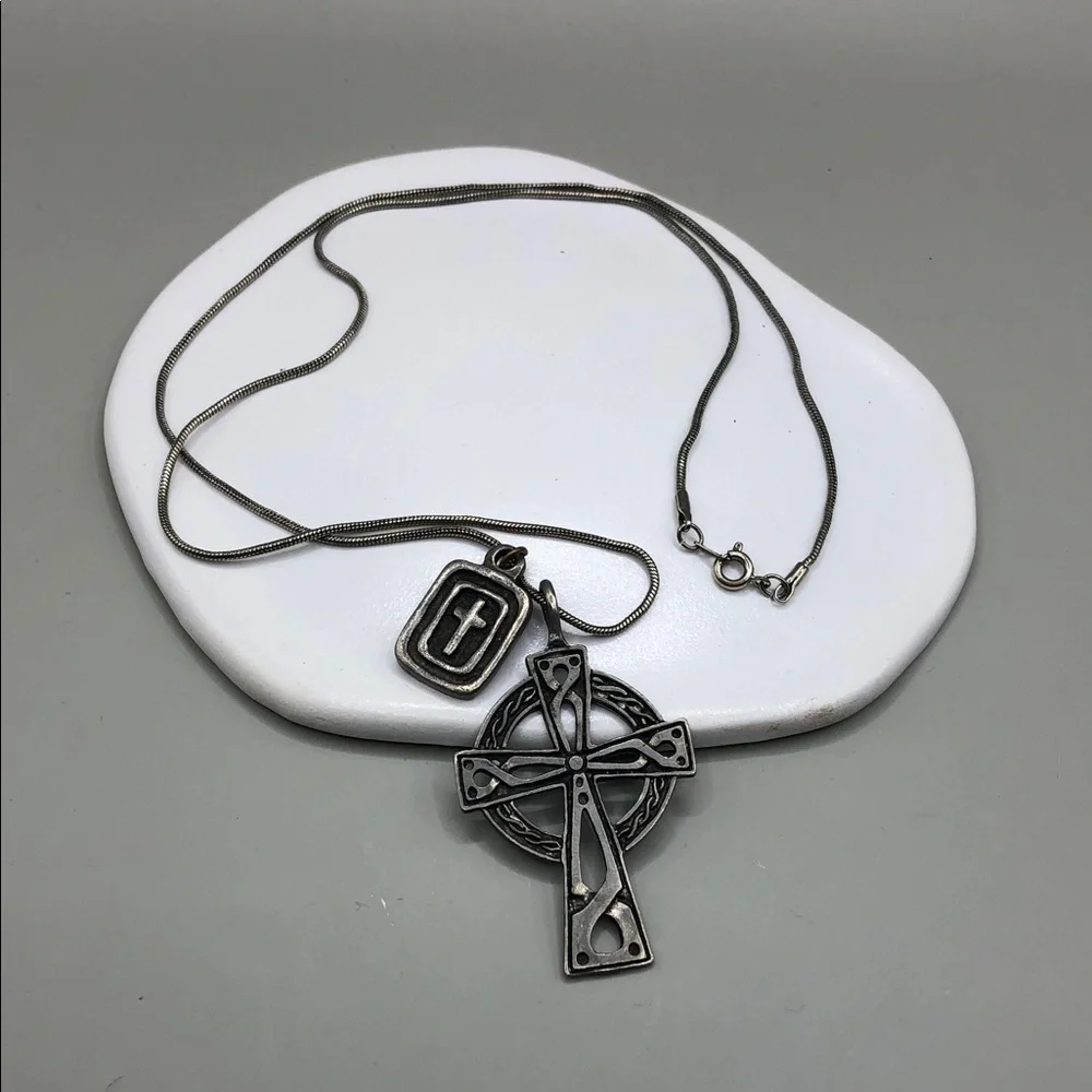 Vintage 90's Celtic Cross Pendant Charm Necklace Silver Tone Religious.